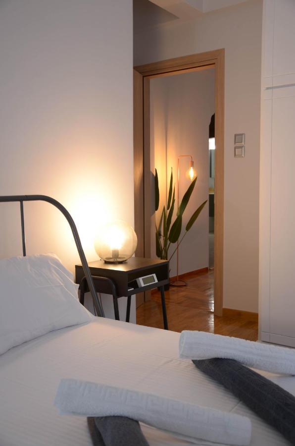 Adorable 2 Bedroom Close To Ancient Center אתונה