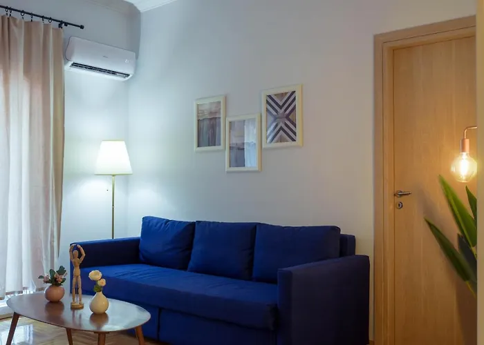 Adorable 2 Bedroom Apartment Close To Ancient Athens City Center