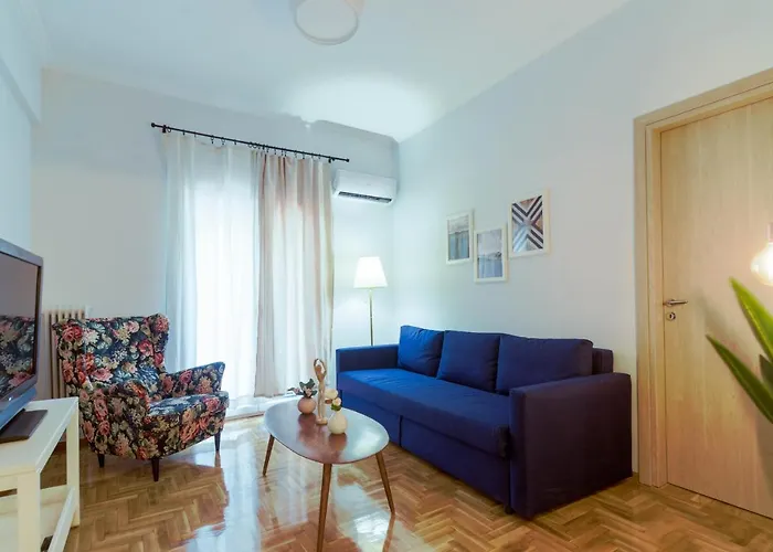 Adorable 2 Bedroom Apartment Close To Ancient Athens City Center